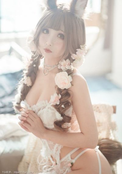 美女大尺度_超清在线播放观看